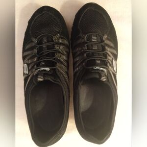 Skechers Black Athletic Shoes